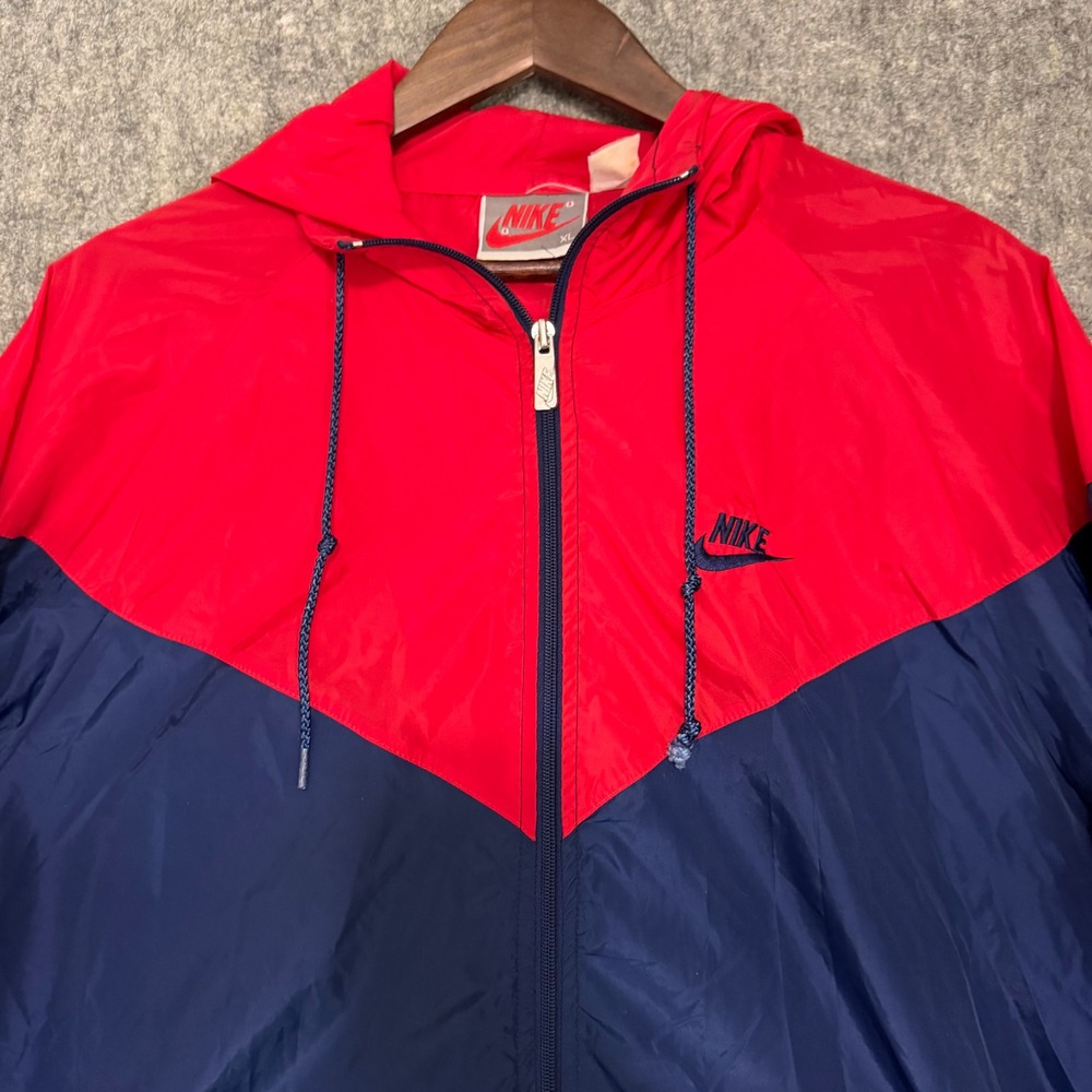Vintage Nike 80s Gray Tag Color Block Windbreaker Jacket Red Navy Blue XL